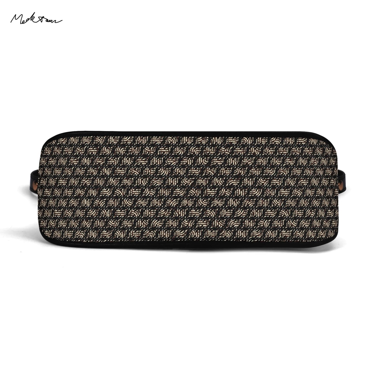 Chain Two-Way Bag [Close-up]
