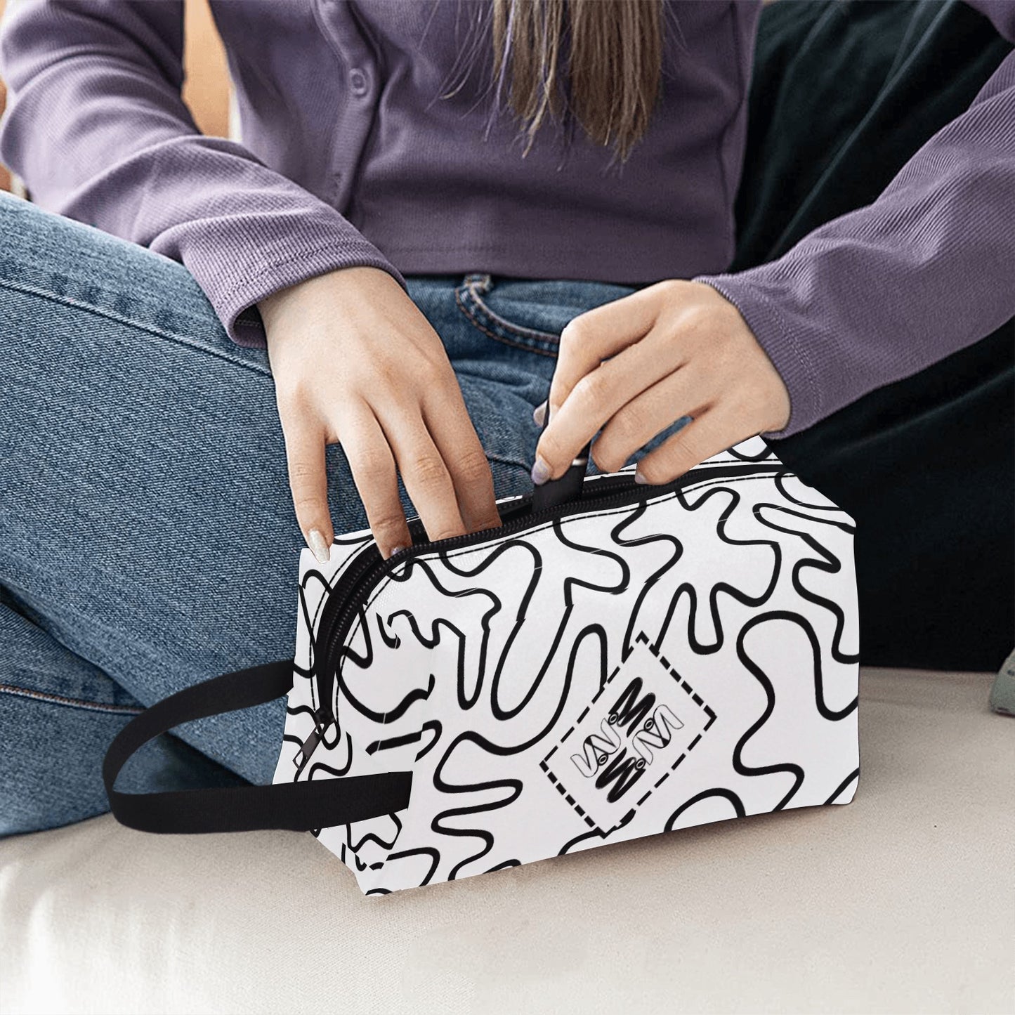 ModiToon Freewheeling Daily Pouch, Handle Bag | 모디툰 자유드로잉 데일리 파우치 핸들백