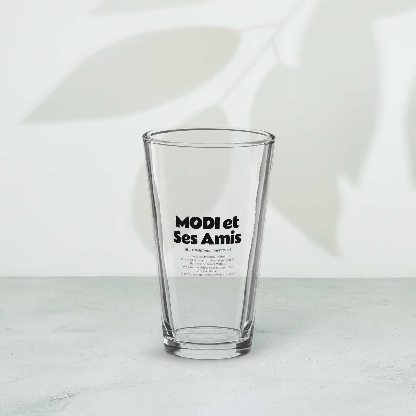 Modi et Ses Amis cup Shaker pint glass